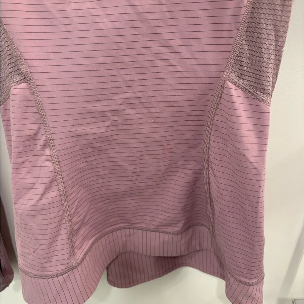Lululemon Run for Gold Half Zip in Mauvelous Size 4